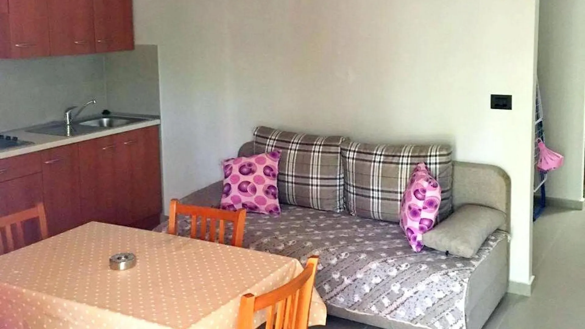 Apartments Cintya Poreč 0*,